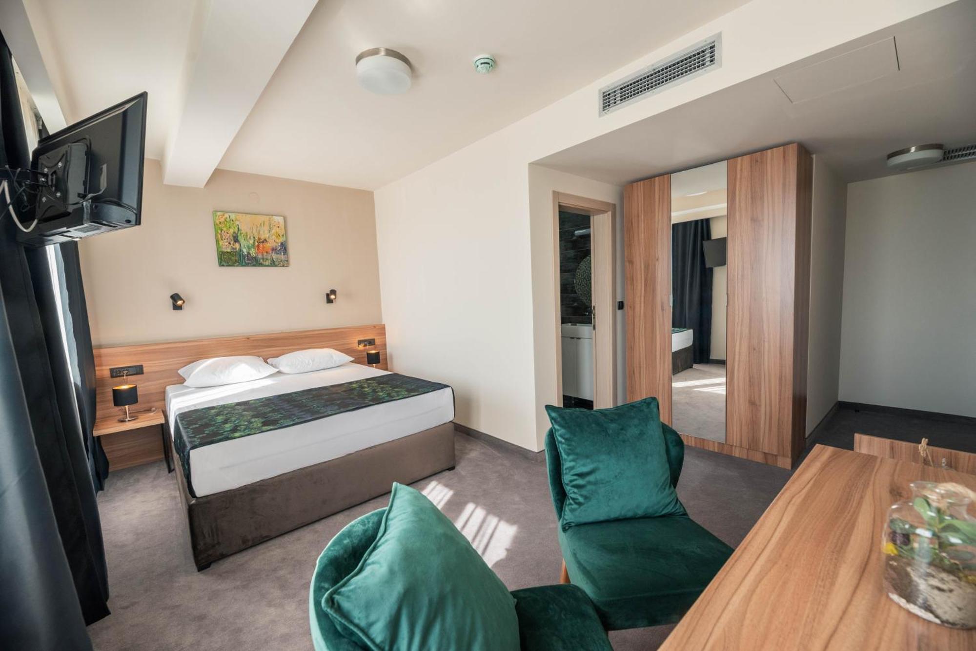 Hotel Aloha Ni Esterno foto