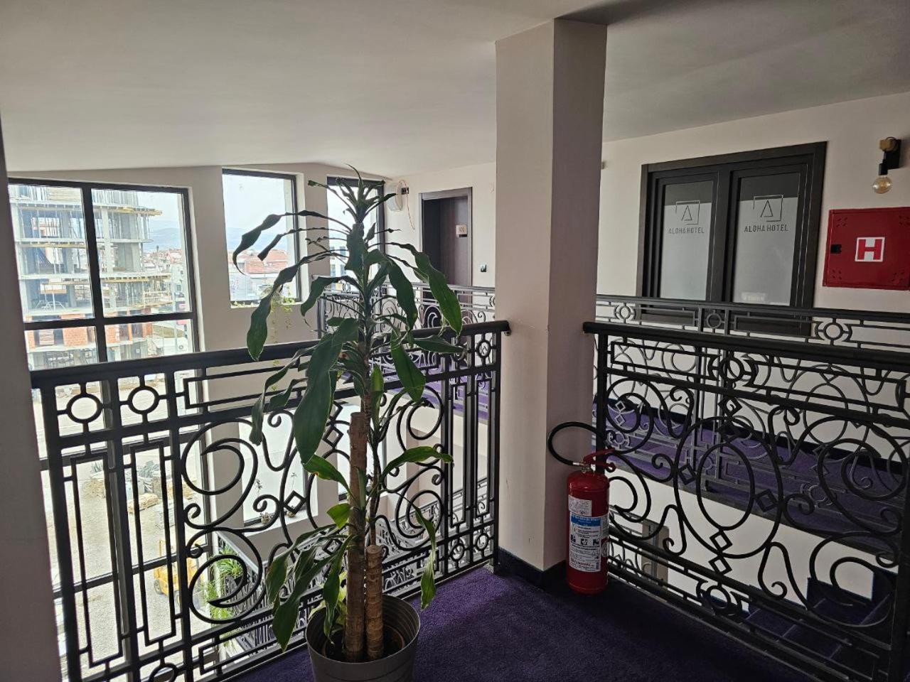 Hotel Aloha Ni Esterno foto