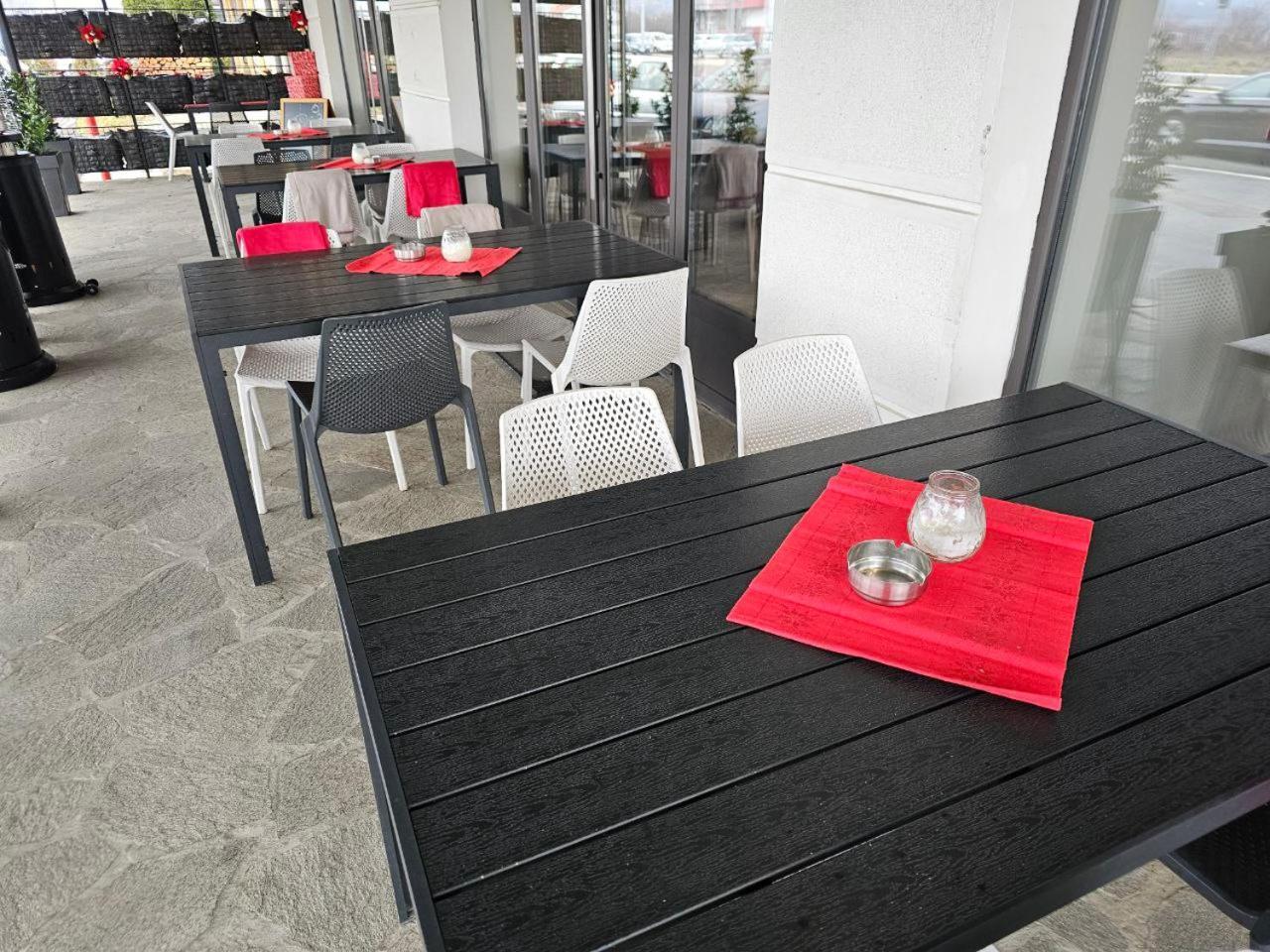 Hotel Aloha Ni Esterno foto